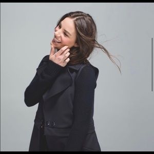 Lululemon Versatile Long/Cropped Vest